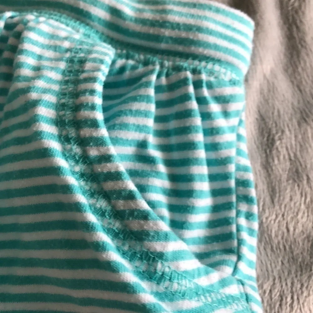 Old Navy teal & white striped Soft shorts in size 4T